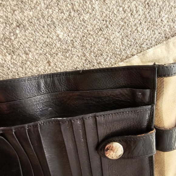 Preowned Burberry House Check Vintage Bifold  Wallet with original box, dust bag - Picture 7 of 16